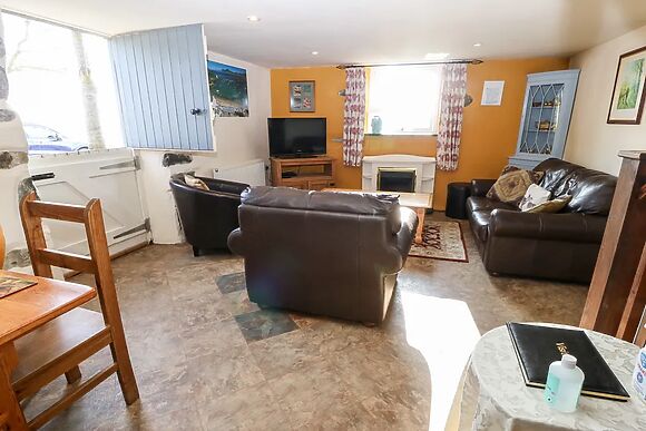 Bwthyn Celyn (holly Cottage)