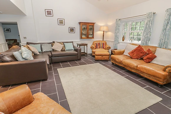 Bryn Derwen Coach House