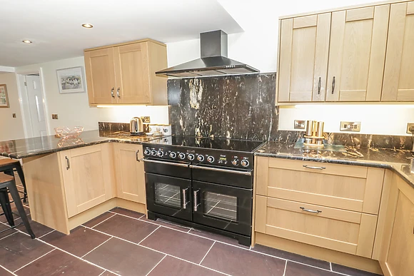 Bryn Derwen Coach House