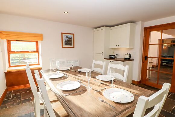 Blackburn Cottage Barn