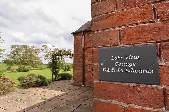 Lake View Cottage