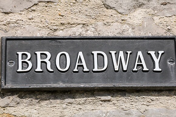 Broadway Barn