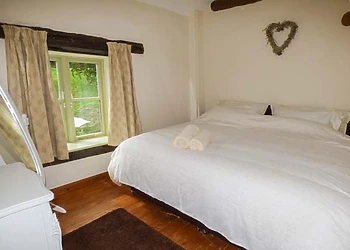 Ploony Cottage