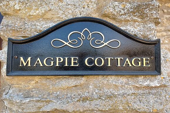 Magpie Cottage