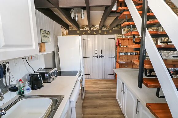 Corner Cottage