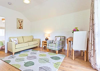 Ash Lodge