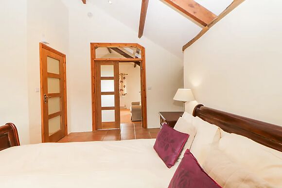 Nestling Barn