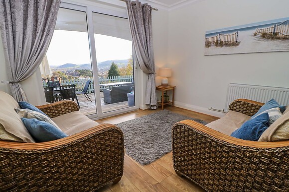 2 Moorlands