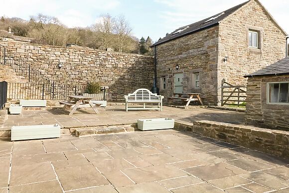 Broadwood Barn