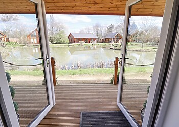 Lily-pad Lodge