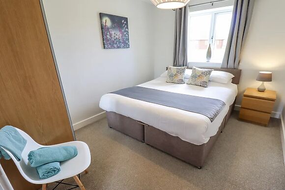 Lily-pad Lodge