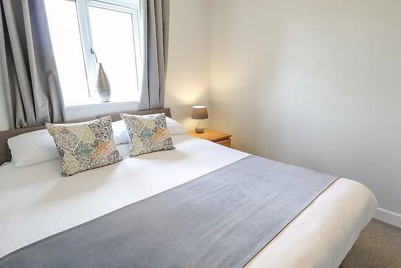 Lily-pad Lodge