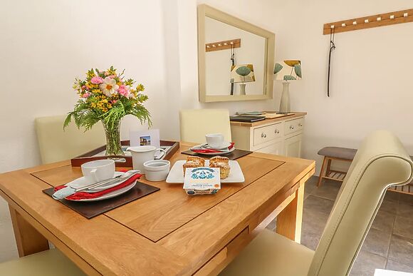 Pond Cottage