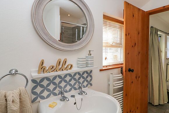 Pond Cottage