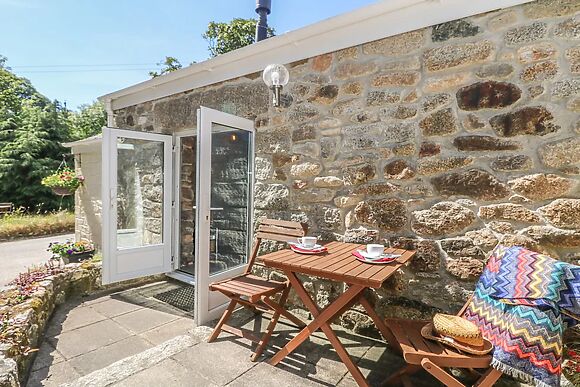 Pond Cottage