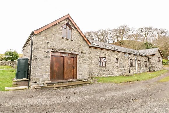 Hen Ysgubor Cottage