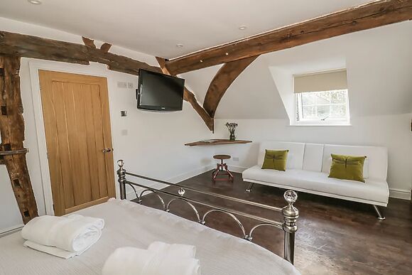 Lower Tundridge Cottage