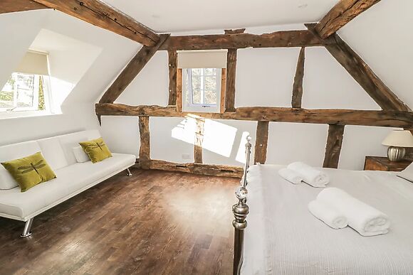 Lower Tundridge Cottage