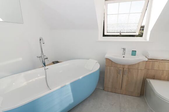 Lower Tundridge Cottage