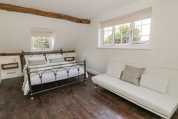 Lower Tundridge Cottage