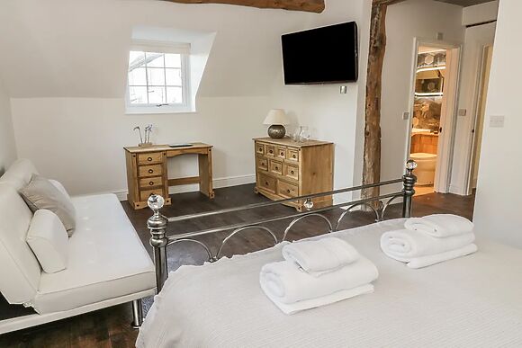 Lower Tundridge Cottage