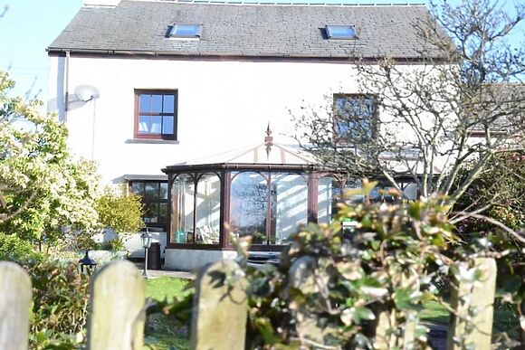 Greety Gate House
