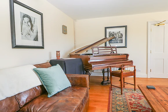 Groomes Country House