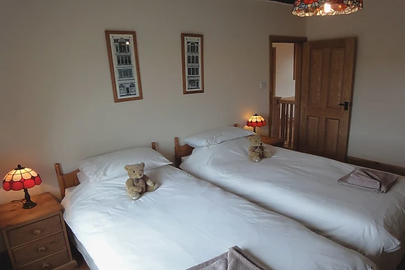 Lower Wadden Farmhouse and Annexe