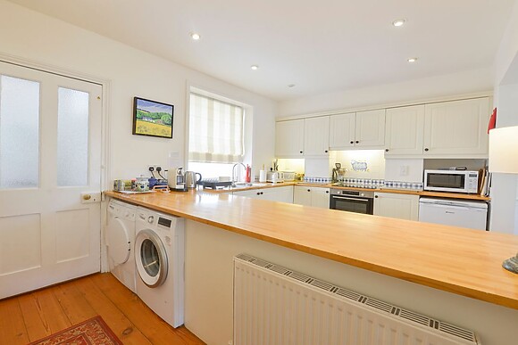 4 Coastguards Cottage