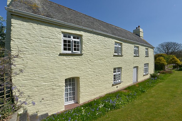 Tregonhawke Farmhouse