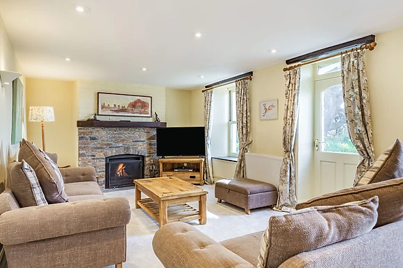 Tregoninny Vineyard And Woodland Farmhouse