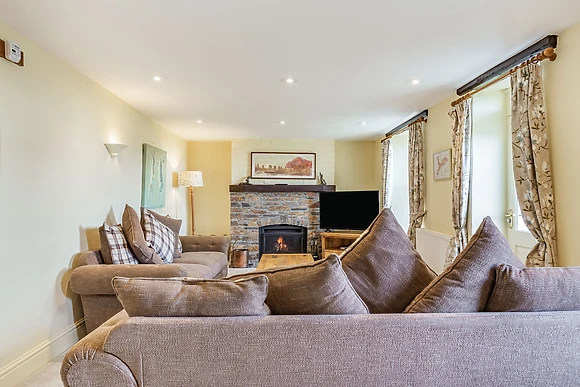 Tregoninny Vineyard And Woodland Farmhouse