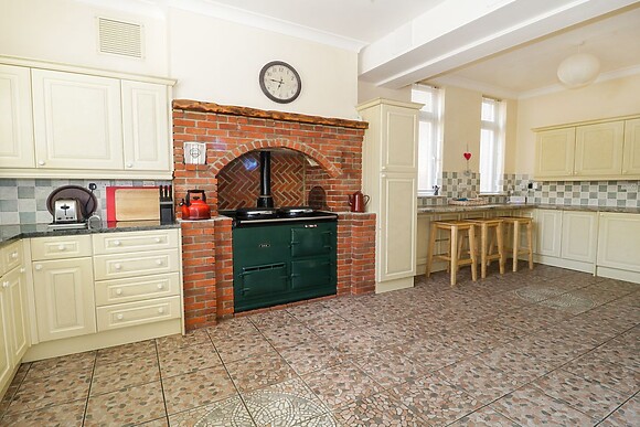20 Ulwell Road