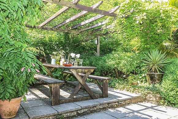 The Cider Barn