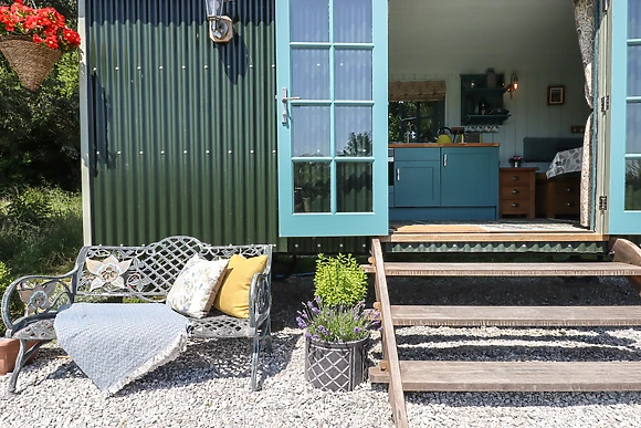 Two Moors Shepherds Hut