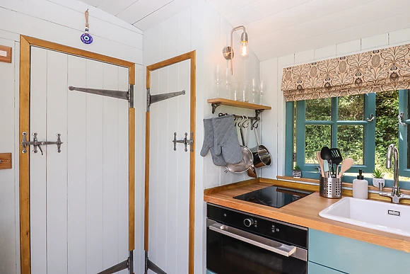 Two Moors Shepherds Hut