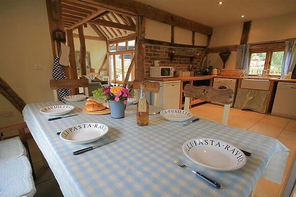 Whites Farm Barn