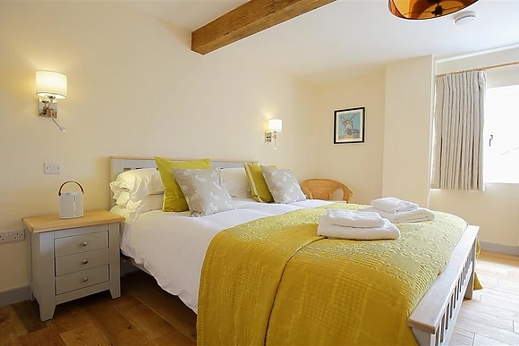 Court Hayes Farm Barns