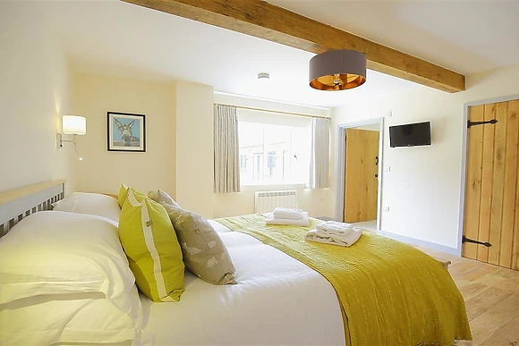 Court Hayes Farm Barns