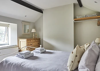 Lilly Cottage