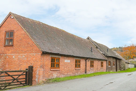 Old Hall Barn 4
