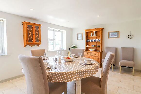 Grooms Cottage