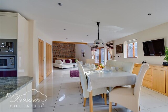 Baytree Lodge