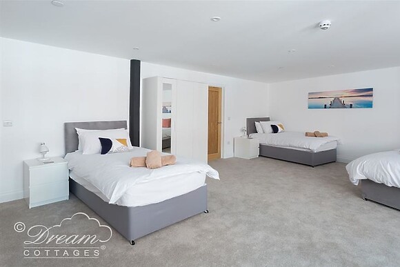Old Coastguard Apartment 2
