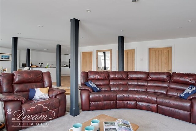 Old Coastguard Apartment 2