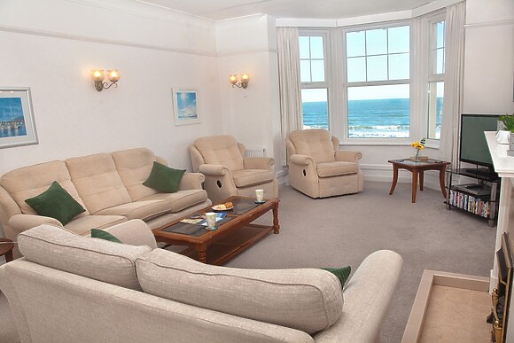 Weymouth Bay Apartment B
