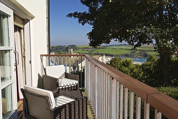 1 Combehaven