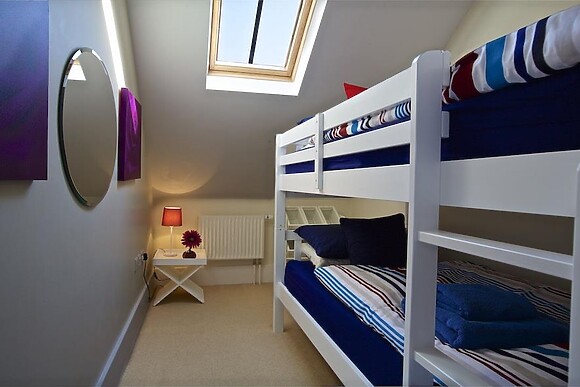 1 Combehaven