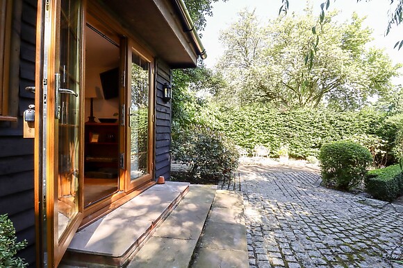 Willow Cottage in Hawley, Kent